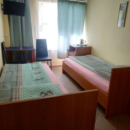 Relax U Janusza Hotel Kolobrzeg Bagian luar foto