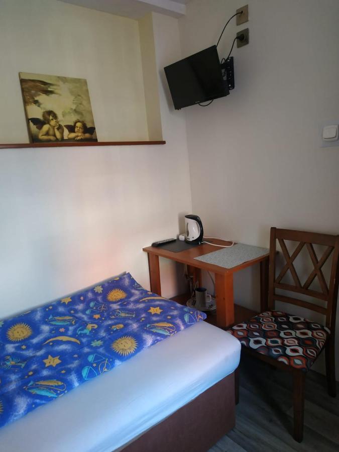 Relax U Janusza Hotel Kolobrzeg Bagian luar foto