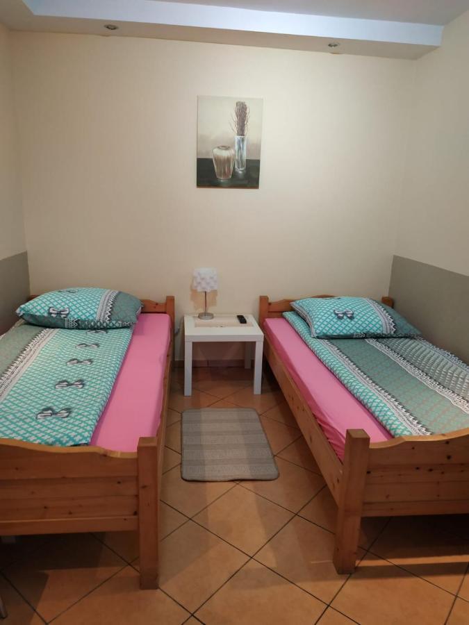 Relax U Janusza Hotel Kolobrzeg Bagian luar foto