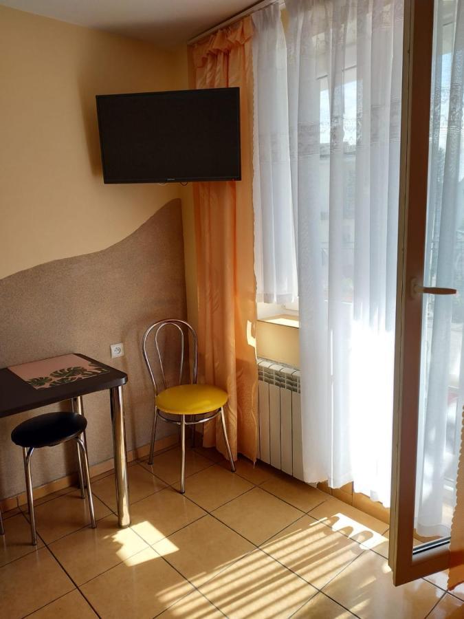 Relax U Janusza Hotel Kolobrzeg Bagian luar foto
