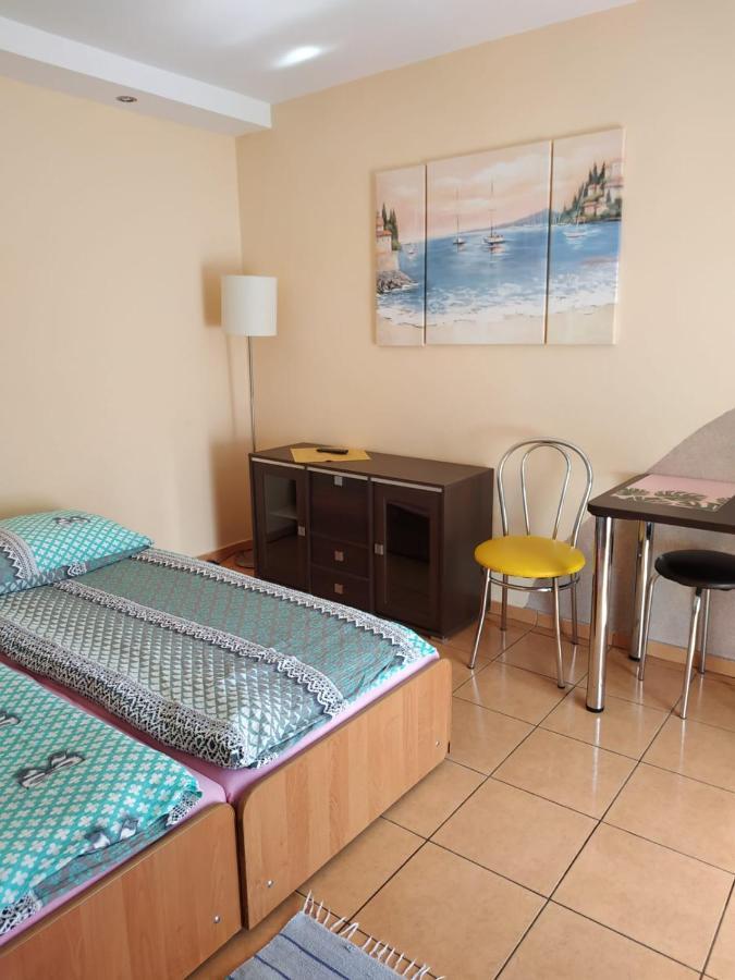 Relax U Janusza Hotel Kolobrzeg Bagian luar foto